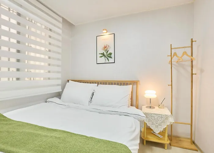 New Sinchon 5min, 3room, Near Hongdae,ddp, Seongsu 20min, Free Wifi,ott * Séoul
