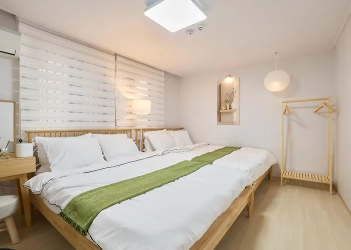 New Sinchon 5min, 3room, Near Hongdae,ddp, Seongsu 20min, Free Wifi,ott Hotel Séoul